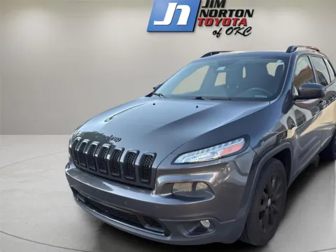 Gray 2014 Jeep Cherokee Altitude for sale in Oklahoma City, OK