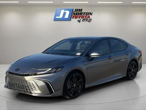 Gray 2025 Toyota Camry XLE for sale in Oklahoma City, OK