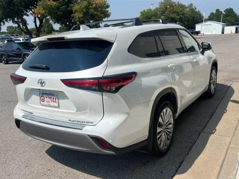 More photos of 2022 Toyota Highlander Platinum at Jim Norton Toyota Of OKC, OK