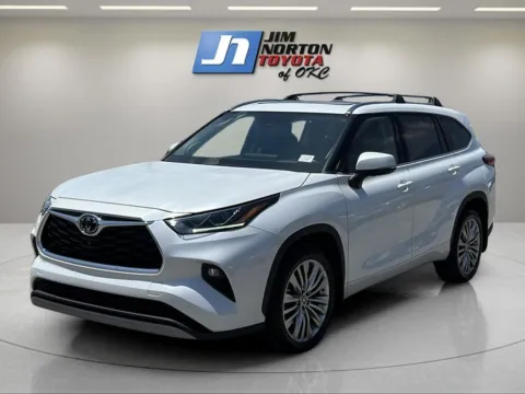 Green 2022 Toyota Highlander Platinum for sale in Oklahoma City, OK