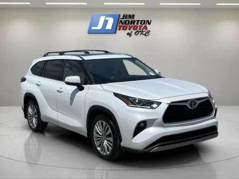 Another view of 2022 Toyota Highlander Platinum for sale in Oklahoma City, OK at Jim Norton Toyota Of OKC
