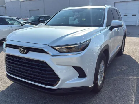 White 2024 Toyota Grand Highlander XLE for sale in Oklahoma City, OK