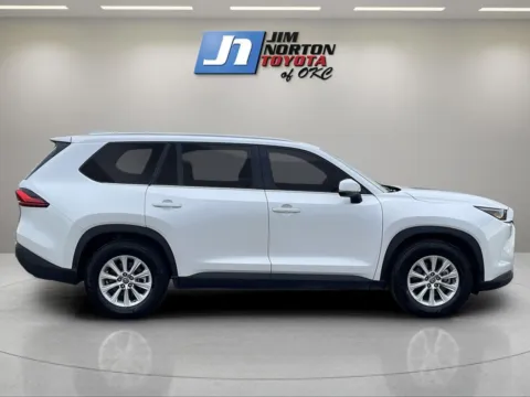 More photos of 2024 Toyota Grand Highlander XLE at Jim Norton Toyota Of OKC, OK