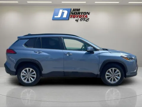 More photos of 2022 Toyota Corolla Cross LE at Jim Norton Toyota Of OKC, OK