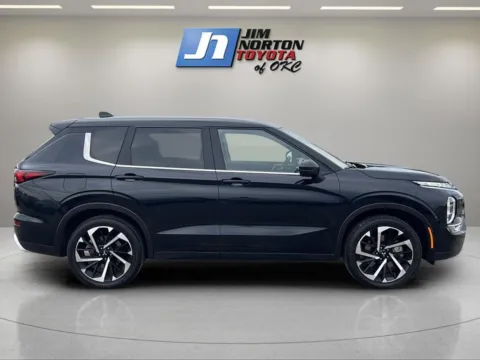 More photos of 2023 Mitsubishi Outlander SE at Jim Norton Toyota Of OKC, OK