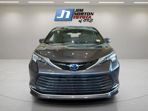 Photos of 2025 Toyota Sienna Limited for sale in Oklahoma City, OK at Jim Norton Toyota Of OKC