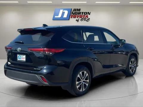 More photos of 2022 Toyota Highlander XLE at Jim Norton Toyota Of OKC, OK