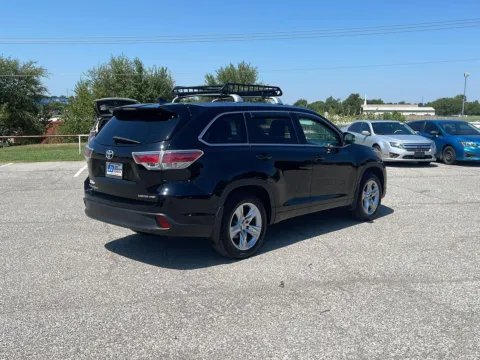 More photos of 2015 Toyota Highlander Limited at Jim Norton Toyota Of OKC, OK