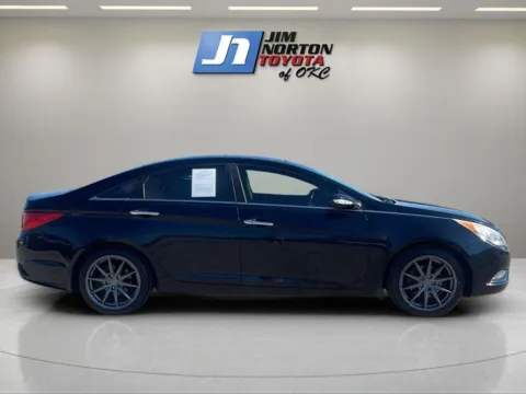 More photos of 2013 Hyundai Sonata Limited at Jim Norton Toyota Of OKC, OK