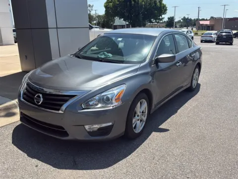 Gray 2014 Nissan Altima 2.5 SV for sale in Oklahoma City, OK