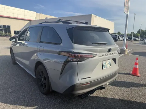 More photos of 2025 Toyota Sienna Woodland Edition at Jim Norton Toyota Of OKC, OK