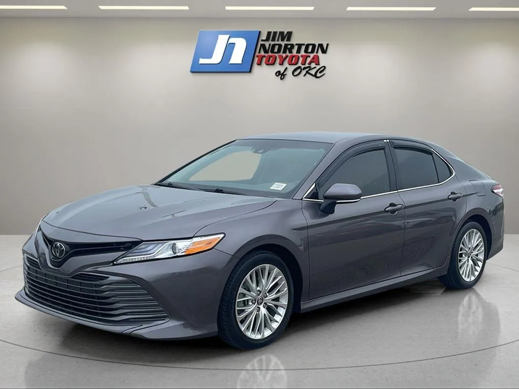 Gray 2020 Toyota Camry XLE for sale in Oklahoma City, OK
