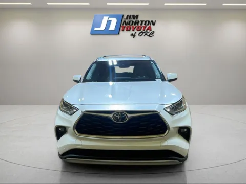 Photos of 2021 Toyota Highlander Platinum for sale in Oklahoma City, OK at Jim Norton Toyota Of OKC