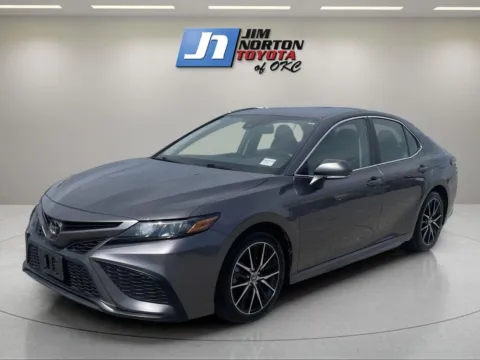 Gray 2023 Toyota Camry SE for sale in Oklahoma City, OK