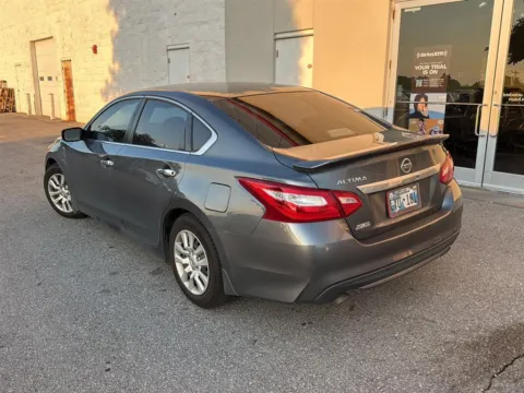More photos of 2017 Nissan Altima 2.5 S at Jim Norton Toyota Of OKC, OK