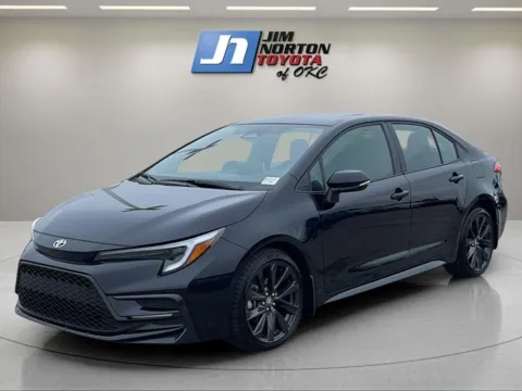 Black 2025 Toyota Corolla SE for sale in Oklahoma City, OK