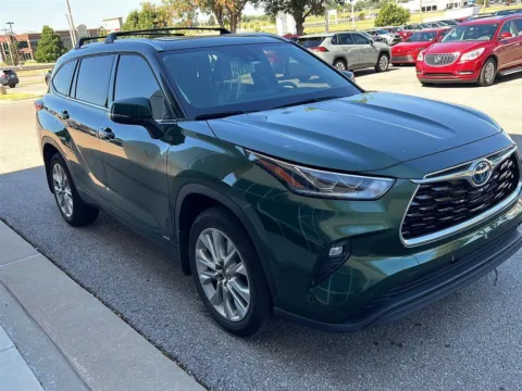 Photos of 2023 Toyota Highlander Hybrid Limited for sale in Oklahoma City, OK at Jim Norton Toyota Of OKC