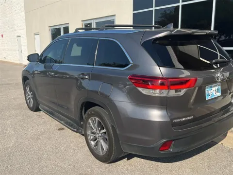More photos of 2019 Toyota Highlander XLE at Jim Norton Toyota Of OKC, OK