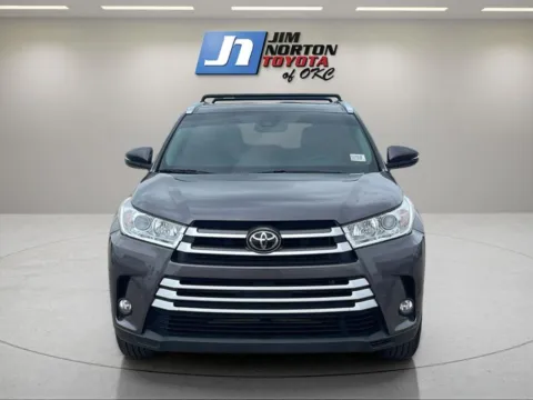 Photos of 2019 Toyota Highlander XLE for sale in Oklahoma City, OK at Jim Norton Toyota Of OKC