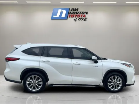 More photos of 2021 Toyota Highlander Hybrid Limited at Jim Norton Toyota Of OKC, OK