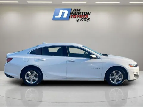 More photos of 2022 Chevrolet Malibu LT at Jim Norton Toyota Of OKC, OK