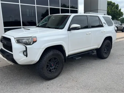 White 2018 Toyota 4Runner TRD Off Road Premium for sale in Oklahoma City, OK