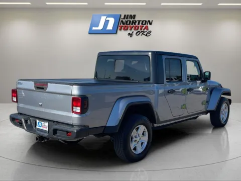More photos of 2021 Jeep Gladiator Sport S at Jim Norton Toyota Of OKC, OK