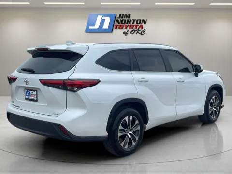 More photos of 2023 Toyota Highlander XLE at Jim Norton Toyota Of OKC, OK