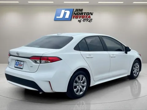 More photos of 2022 Toyota Corolla LE at Jim Norton Toyota Of OKC, OK