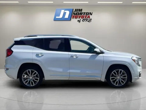 More photos of 2022 GMC Terrain Denali at Jim Norton Toyota Of OKC, OK