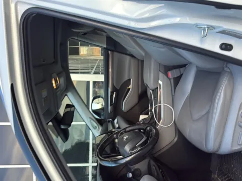More photos of 2023 Toyota Highlander Hybrid Limited at Jim Norton Toyota Of OKC, OK