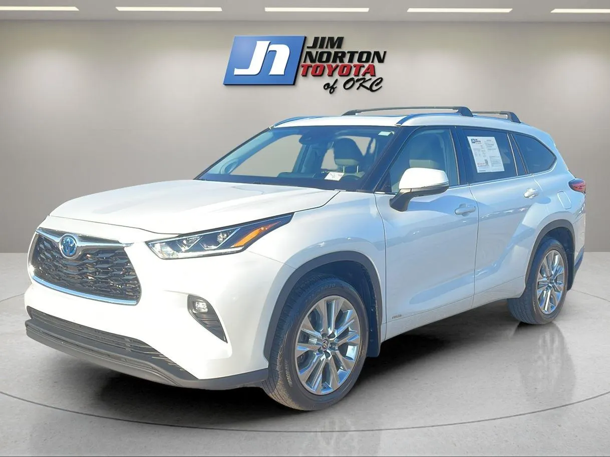 White 2023 Toyota Highlander Hybrid Limited for sale in Oklahoma City, OK