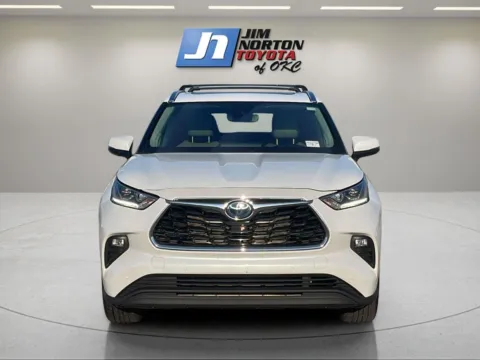 Photos of 2023 Toyota Highlander Hybrid Limited for sale in Oklahoma City, OK at Jim Norton Toyota Of OKC