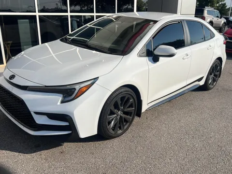 White 2023 Toyota Corolla SE for sale in Oklahoma City, OK