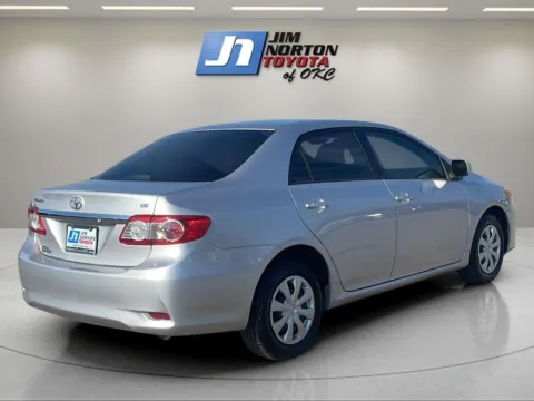 More photos of 2011 Toyota Corolla LE at Jim Norton Toyota Of OKC, OK