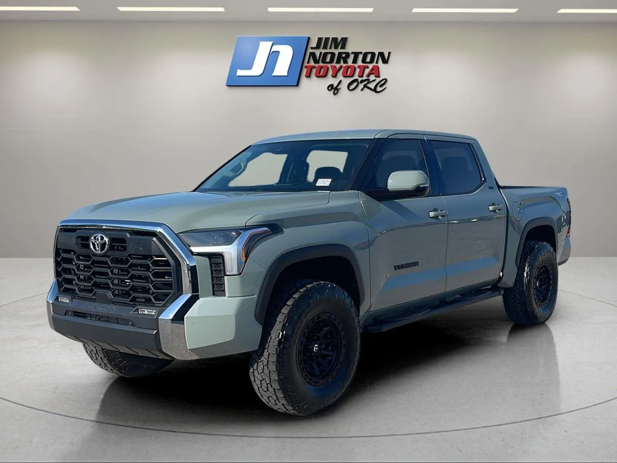 2022 Toyota Tundra SR5