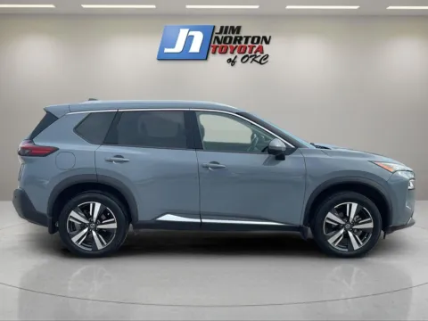 More photos of 2021 Nissan Rogue SL at Jim Norton Toyota Of OKC, OK