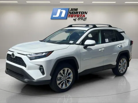 White 2025 Toyota RAV4 XLE Premium for sale in Oklahoma City, OK