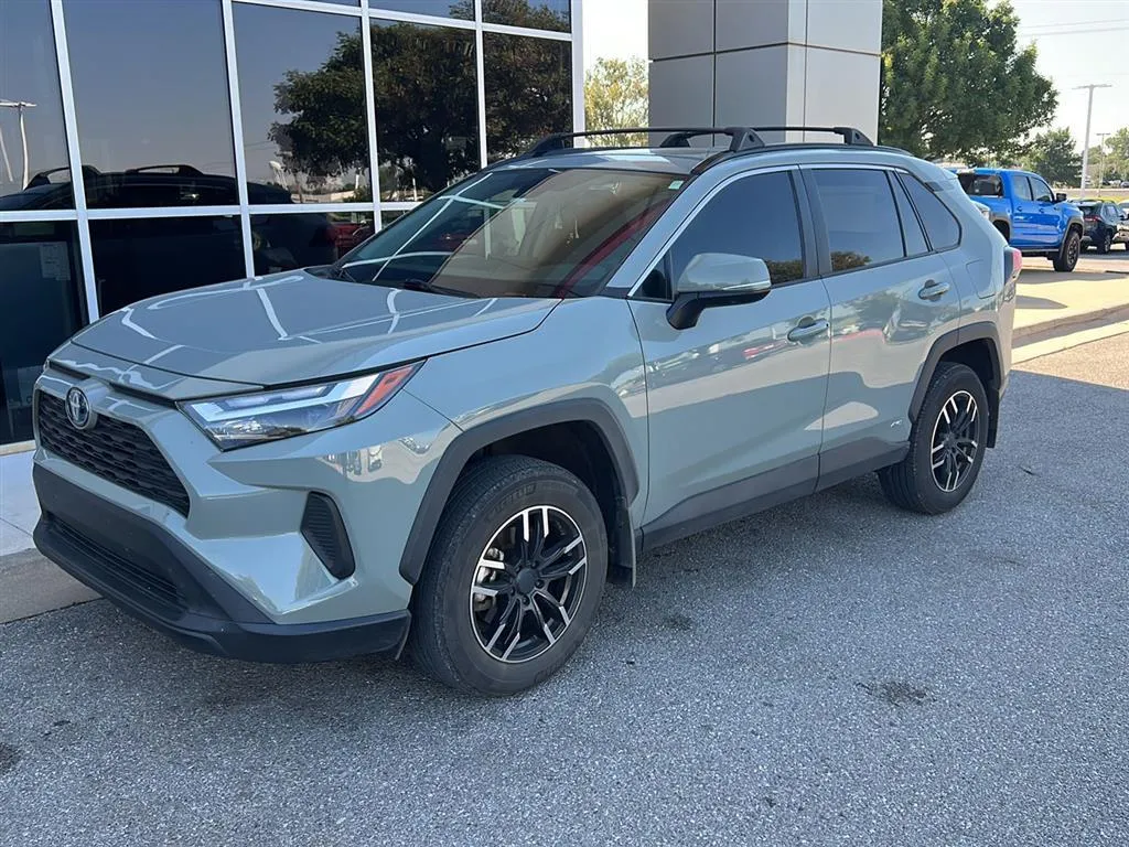Gray 2022 Toyota RAV4 Hybrid XLE for sale in Oklahoma City, OK