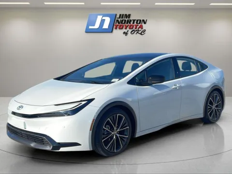 White 2025 Toyota Prius Limited for sale in Oklahoma City, OK