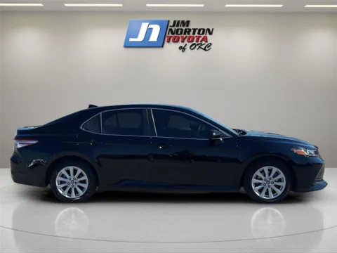 More photos of 2020 Toyota Camry LE at Jim Norton Toyota Of OKC, OK