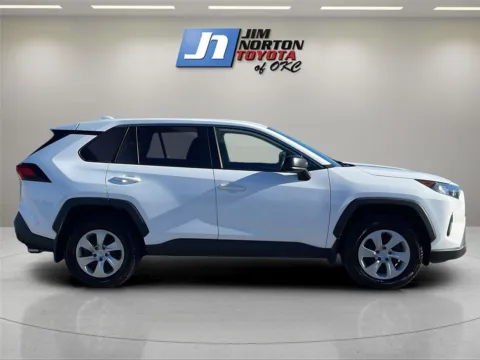 More photos of 2022 Toyota RAV4 LE at Jim Norton Toyota Of OKC, OK