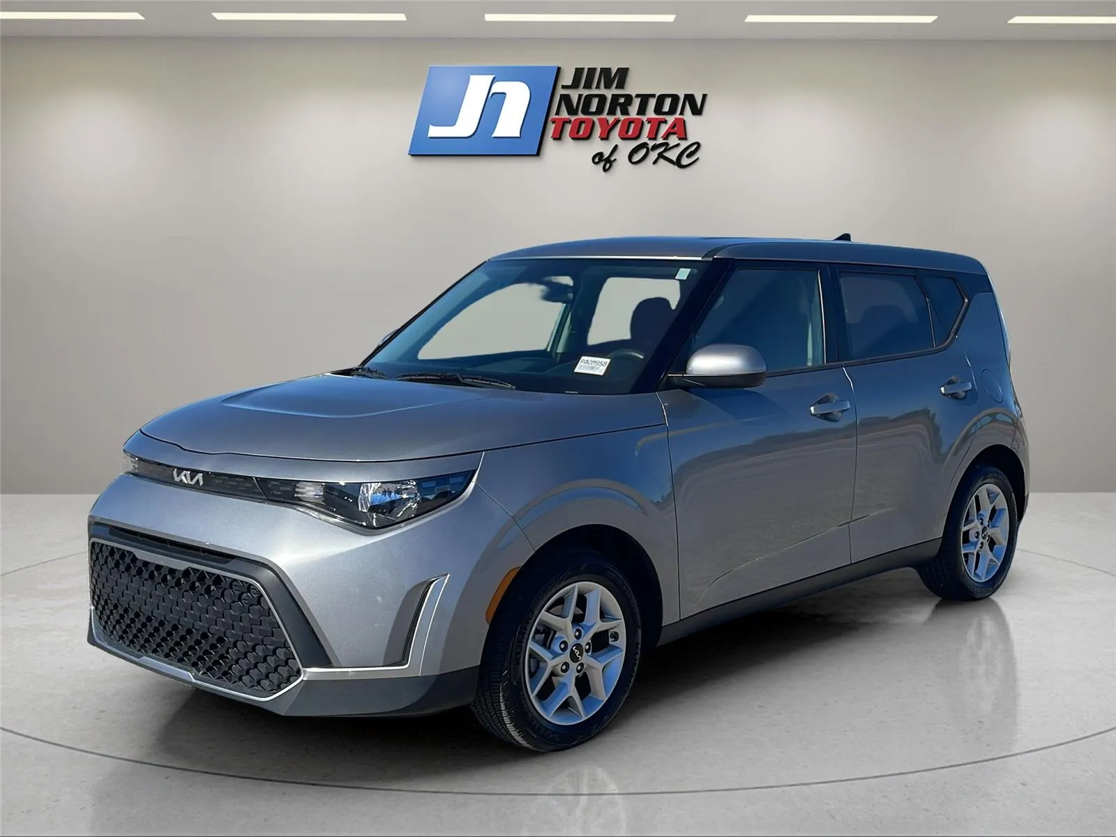 Gray 2024 Kia Soul LX for sale in Oklahoma City, OK