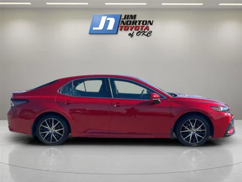 More photos of 2023 Toyota Camry SE at Jim Norton Toyota Of OKC, OK