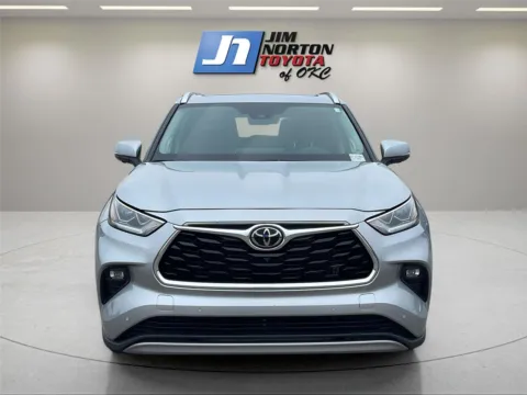 Photos of 2024 Toyota Highlander Platinum for sale in Oklahoma City, OK at Jim Norton Toyota Of OKC