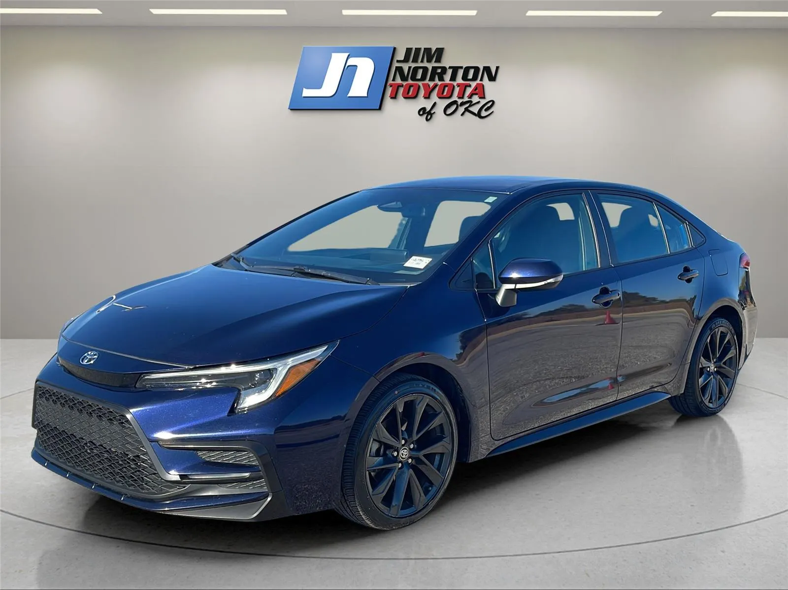 Blue 2024 Toyota Corolla SE for sale in Oklahoma City, OK