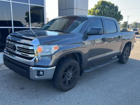 Gray 2017 Toyota Tundra SR5 for sale in Oklahoma City, OK