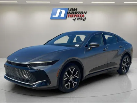 Gray 2023 Toyota Crown Limited for sale in Oklahoma City, OK