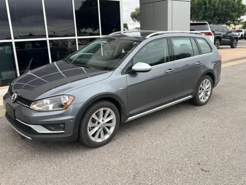 Gray 2017 Volkswagen Golf Alltrack SE for sale in Oklahoma City, OK