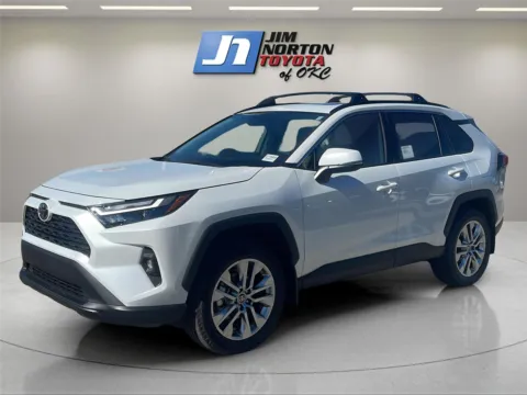 White 2025 Toyota RAV4 XLE Premium for sale in Oklahoma City, OK